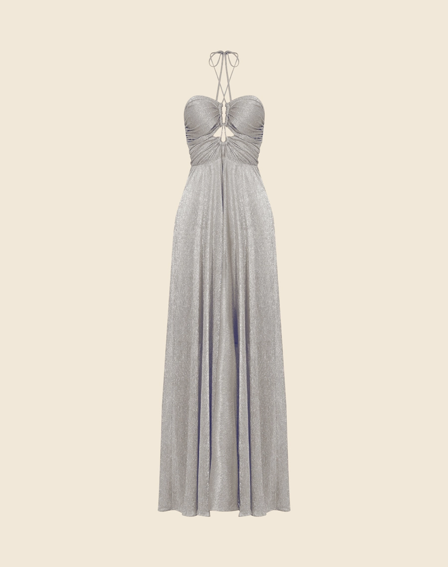 Vestido Longo Kayla confeccionado em malha Lame. <br/>
Possui decote coração frente única, com alças finas para amarrar no pescoço. <br/>
Com detalhe de recorte vazado frontal e detalhe de lastex nas costas. <br/> 
Sua modelagem é acinturada e detalhes de franzidos com caimento mais volumoso. <br/>
Possui forro e seu fechamento é por zíper invisível na lateral. <br/>
