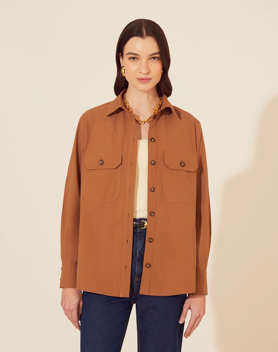 Camisa Celine confeccionada em Cotton Supreme maciez incomparável, alta durabilidade e conforto máximo, elevando o básico a um novo patamar de luxo.

 
