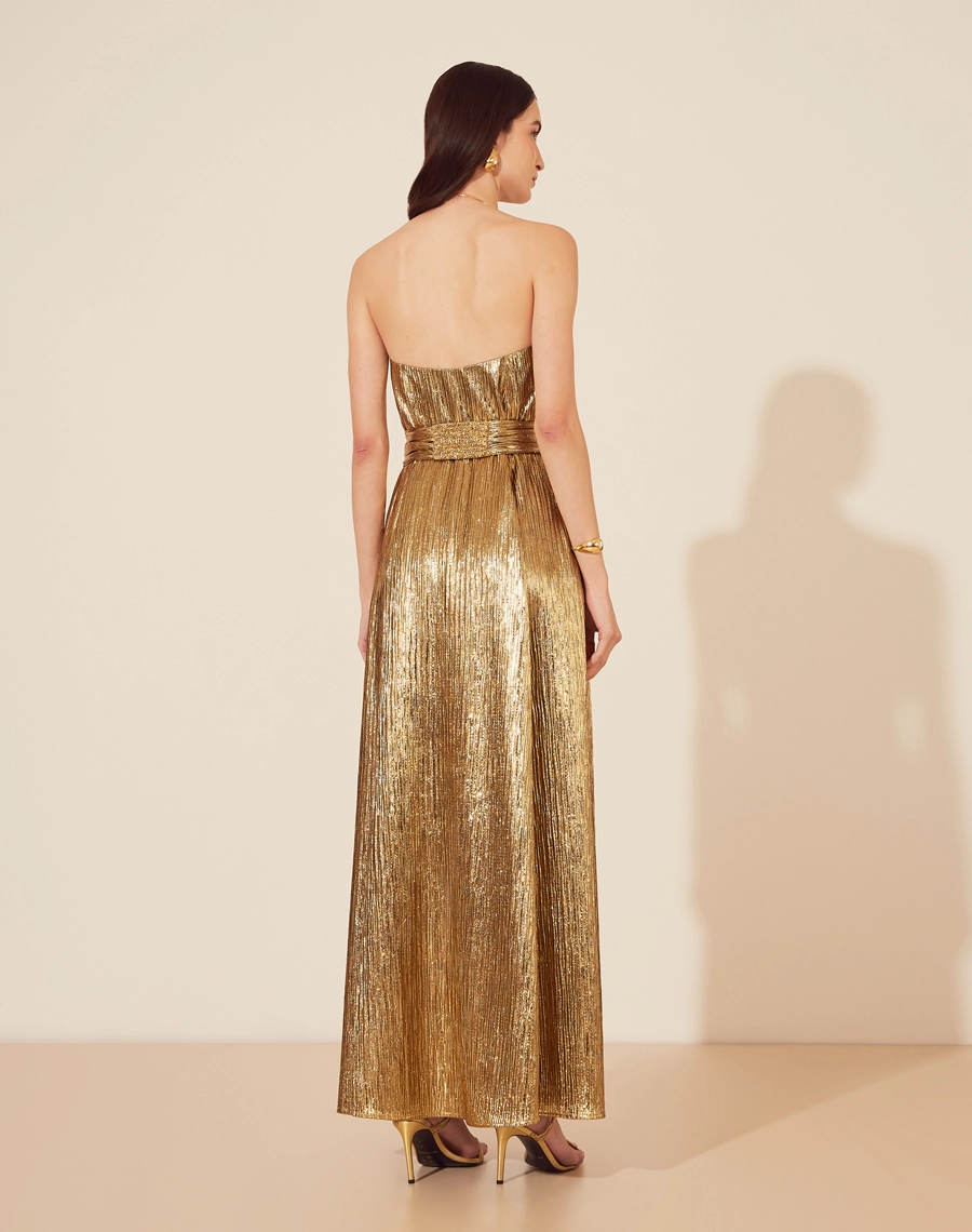 Vestido Longo Aurora confeccionado em malha foil, trazendo brilho e sofisticação para qualquer ocasião. <br/>
