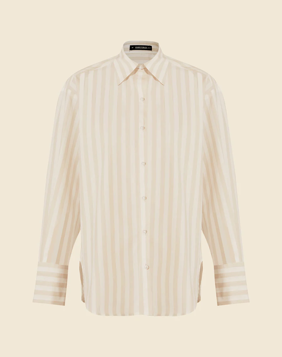 Camisa Blau Soleil:

Camisa Blau Soleil confeccionada em Cambraia Listrada Clipp, essa camisa combina elegância e leveza. <br/>
