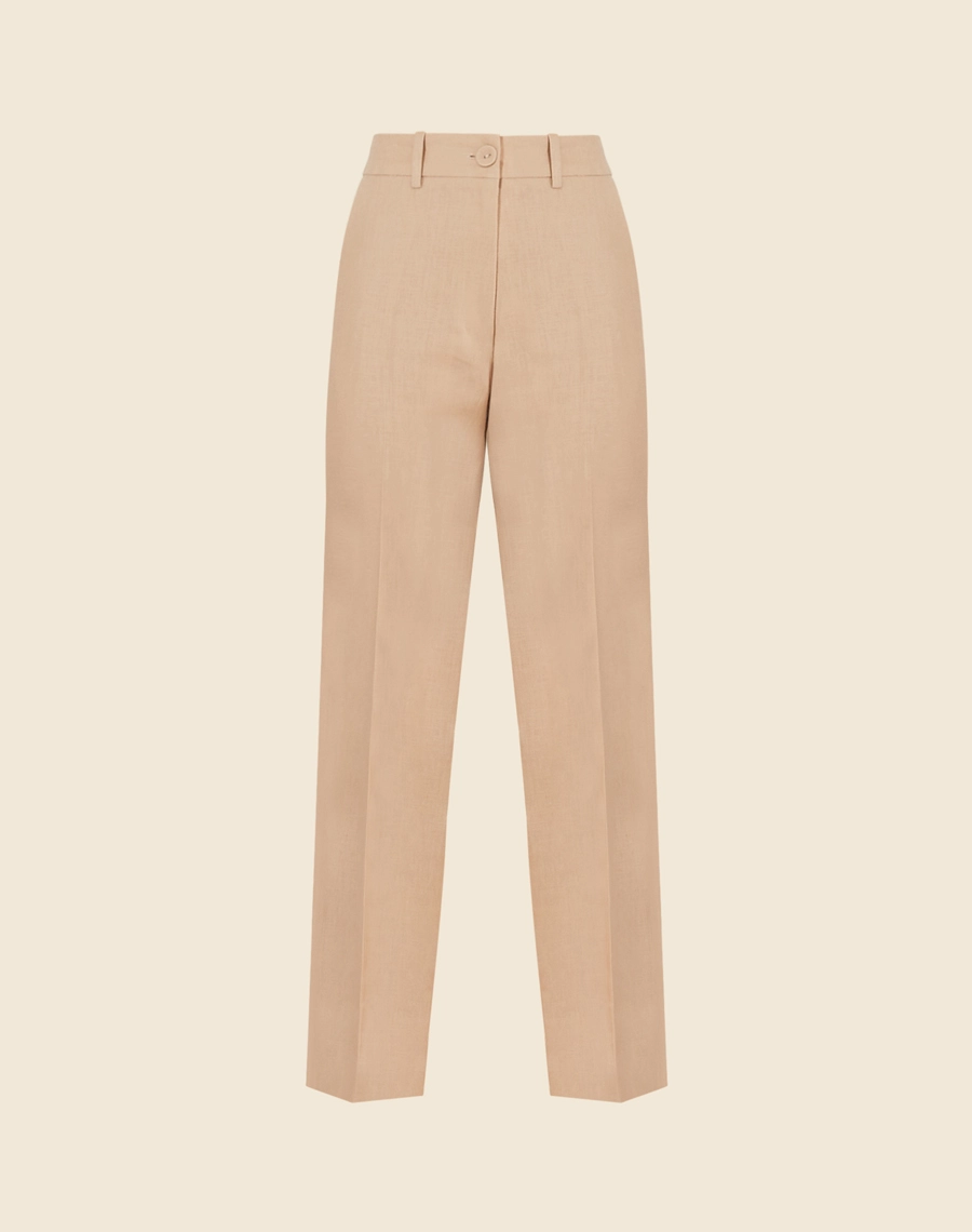 Calça Cecília é confeccionada em linho, um tecido natural que traz frescor e elegância para qualquer ocasião. Com cintura alta e corte reto, a peça oferece um caimento estruturado e moderno.