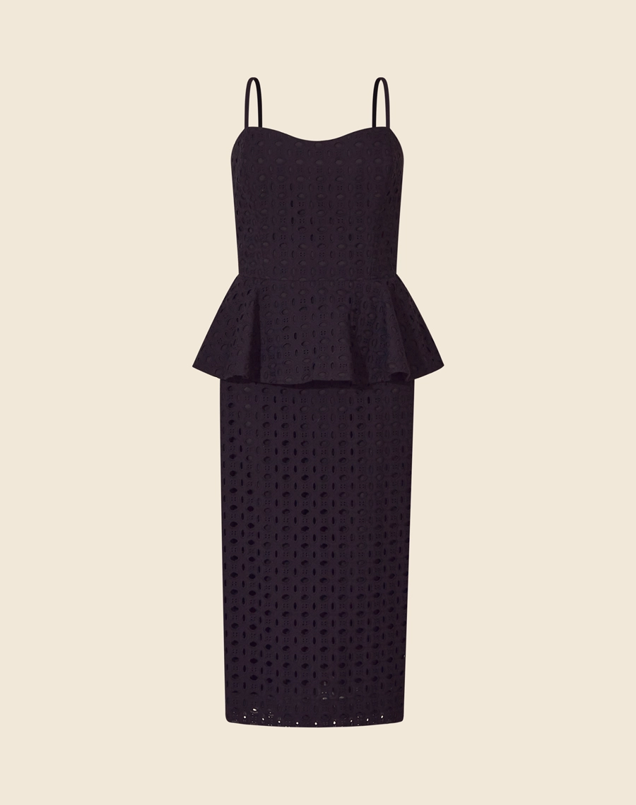 Vestido Midi Tahiti confeccionado em laise, um tecido leve e essencial para o verão. Ideal para reuniões diurnas ou jantares ao pôr do sol. <br/>
