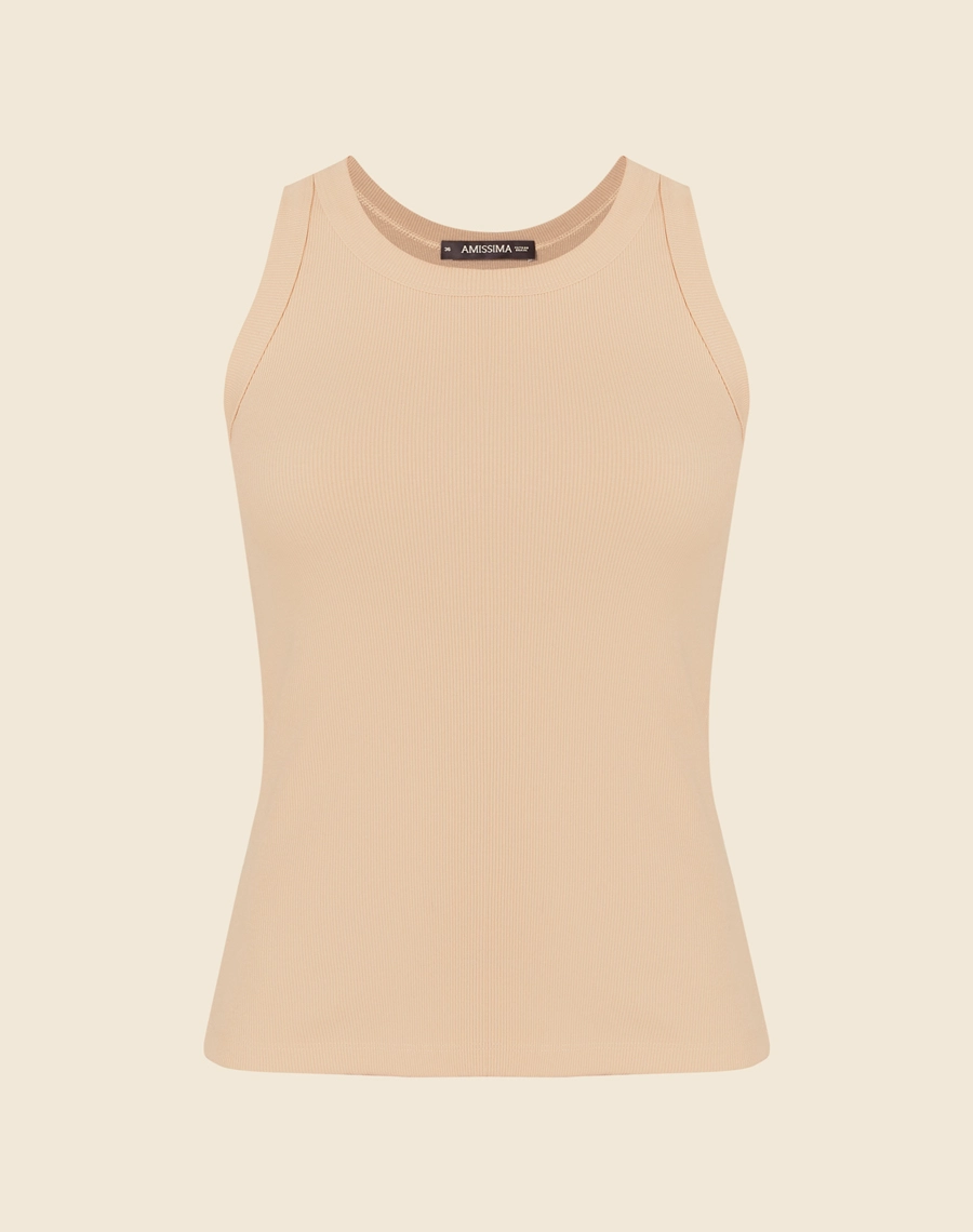 Regata Bárbara é confeccionada em Malha Micro Rib, um tecido canelado. Essa regata básica é indispensável no guarda-roupa feminino, ideal para compor looks casuais e sofisticados.