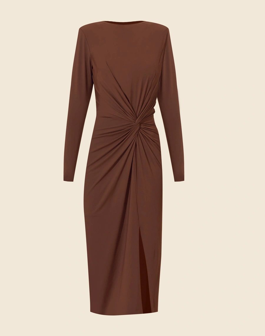 O Vestido Midi Mayla é confeccionado em malha fluity. Perfeito para coquetéis, eventos especiais ou jantares.