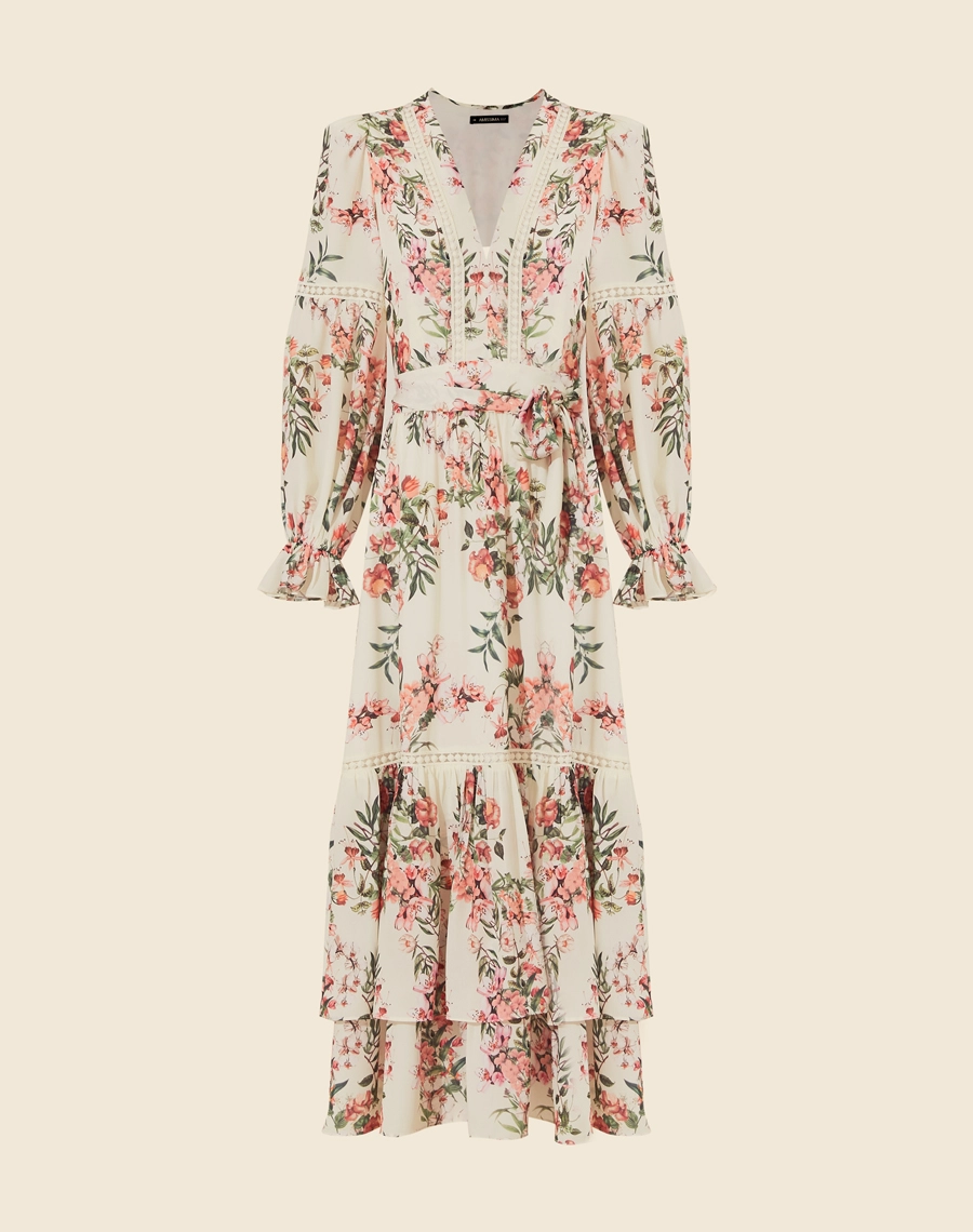 O Vestido Midi Andressa é confeccionado em crepinho estampado, um tecido leve e fluido, que proporciona conforto nos dias mais frescos. Com a clássica estampa floral Amissima, este vestido é a escolha perfeita para eventos sofisticados, como casamentos, festas e jantares especiais. 