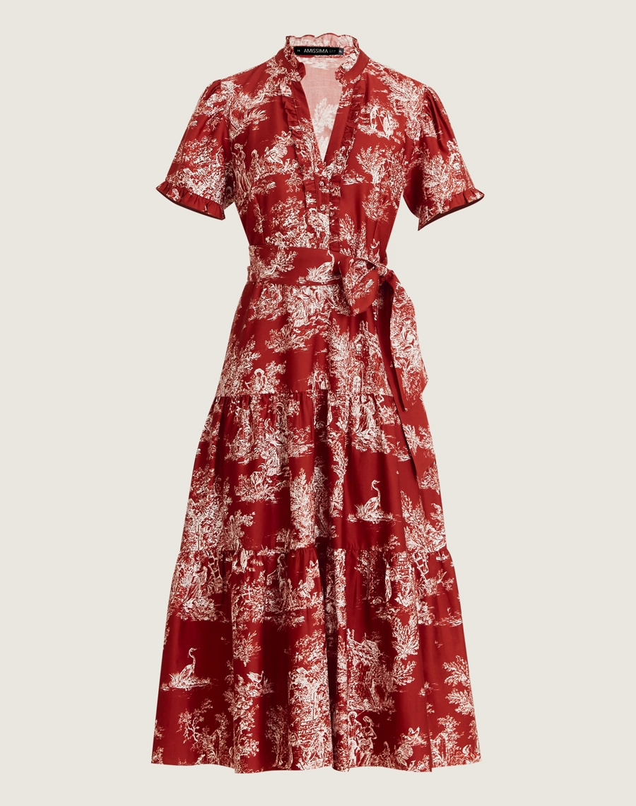 O Vestido Midi Sandra é confeccionado em tecido de algodão estampado, sendo levemente estruturado mas suave ao toque, oferecendo leveza e frescor ao vestir. Com uma estampa clássica Amissima, este vestido é a escolha perfeita para quem busca elegância e conforto em uma única peça.