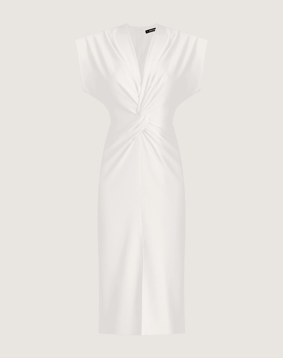 O Vestido Midi Vitória é confeccionado em crepe zara. Perfeito para coquetéis, passeios diurnos ou encontros especiais.