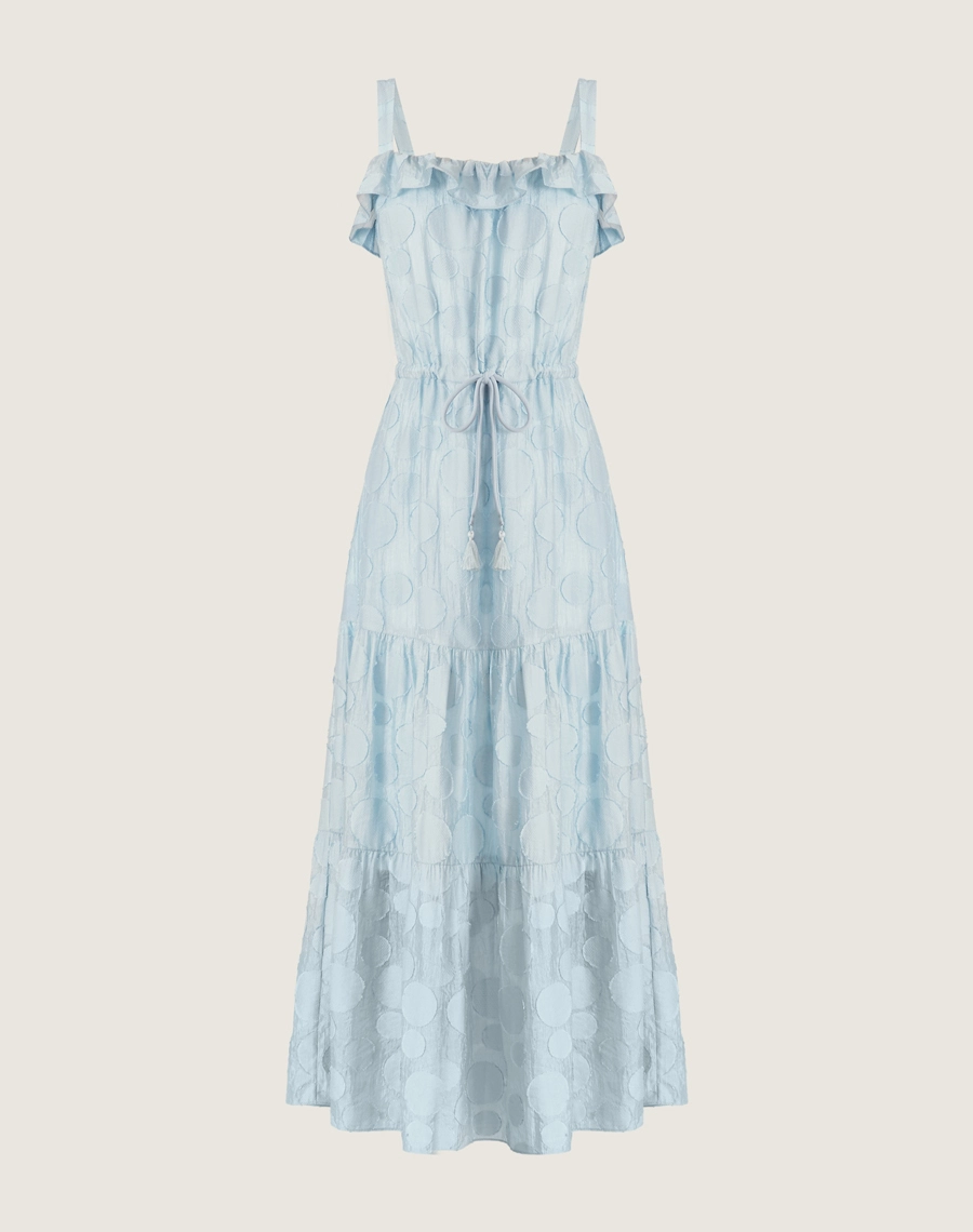 O Vestido Longo Anna é confeccionado em viscose mista com detalhes geométricos bordados. É perfeito para passeios diurnos, almoços casuais ou coquetéis informais.
