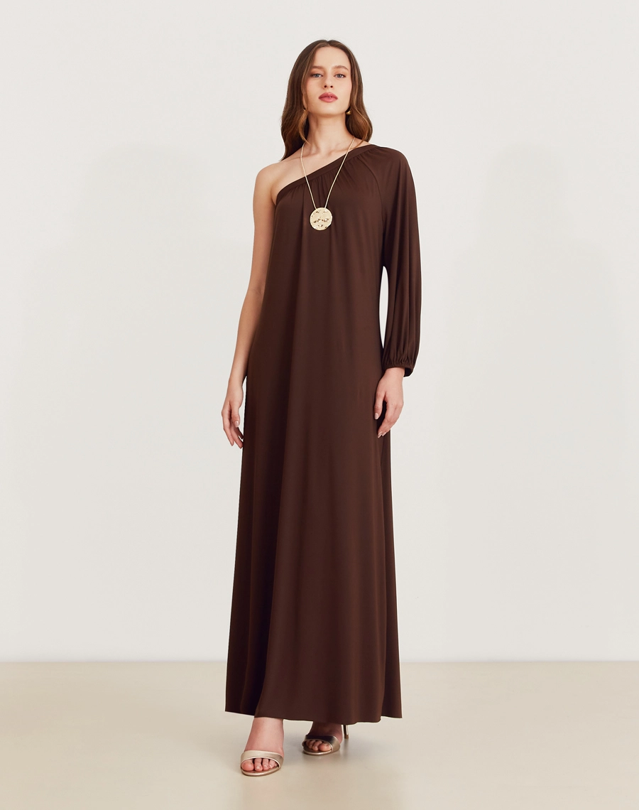 O Vestido Longo Mayla é confeccionado em malha fluity. Perfeito para coquetéis, passeios ao ar livre, eventos especiais ou jantares à noite.