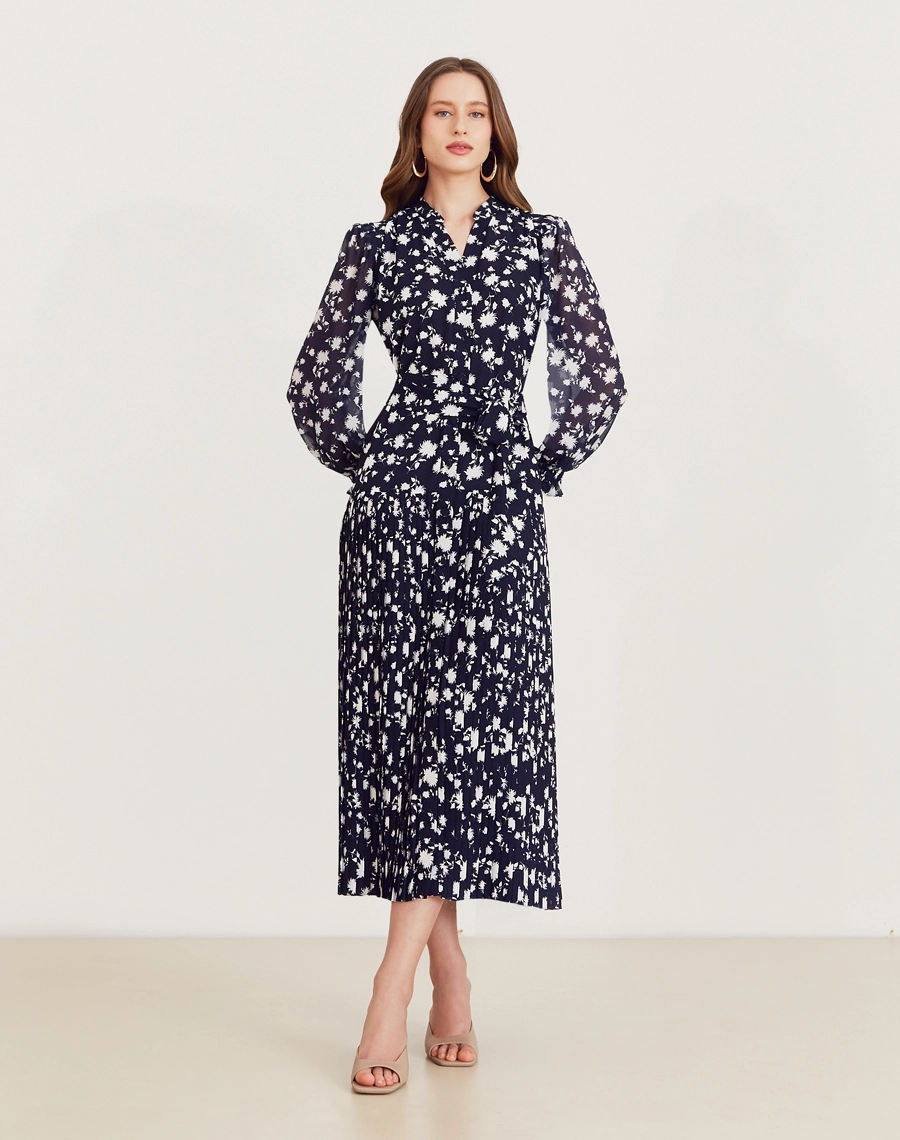 Vestido Midi Tuane é  confeccionado em crepinho estampado. Esse vestido midi estampado é perfeito para quem busca conforto e estilo, ideal tanto para eventos diurnos quanto noturnos.