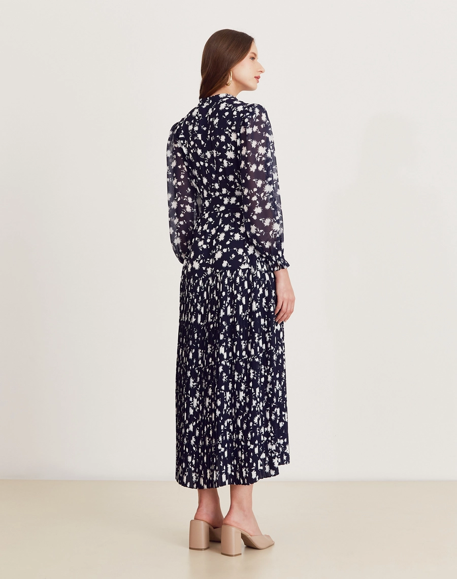 Vestido Midi Tuane é  confeccionado em crepinho estampado. Esse vestido midi estampado é perfeito para quem busca conforto e estilo, ideal tanto para eventos diurnos quanto noturnos.