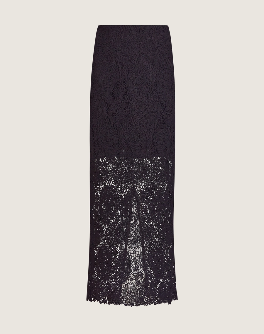 Saia midi em renda de algodão com padrão paisley, forro interno e fenda nas costas. Elegante, fresca e perfeita para eventos ao ar livre.