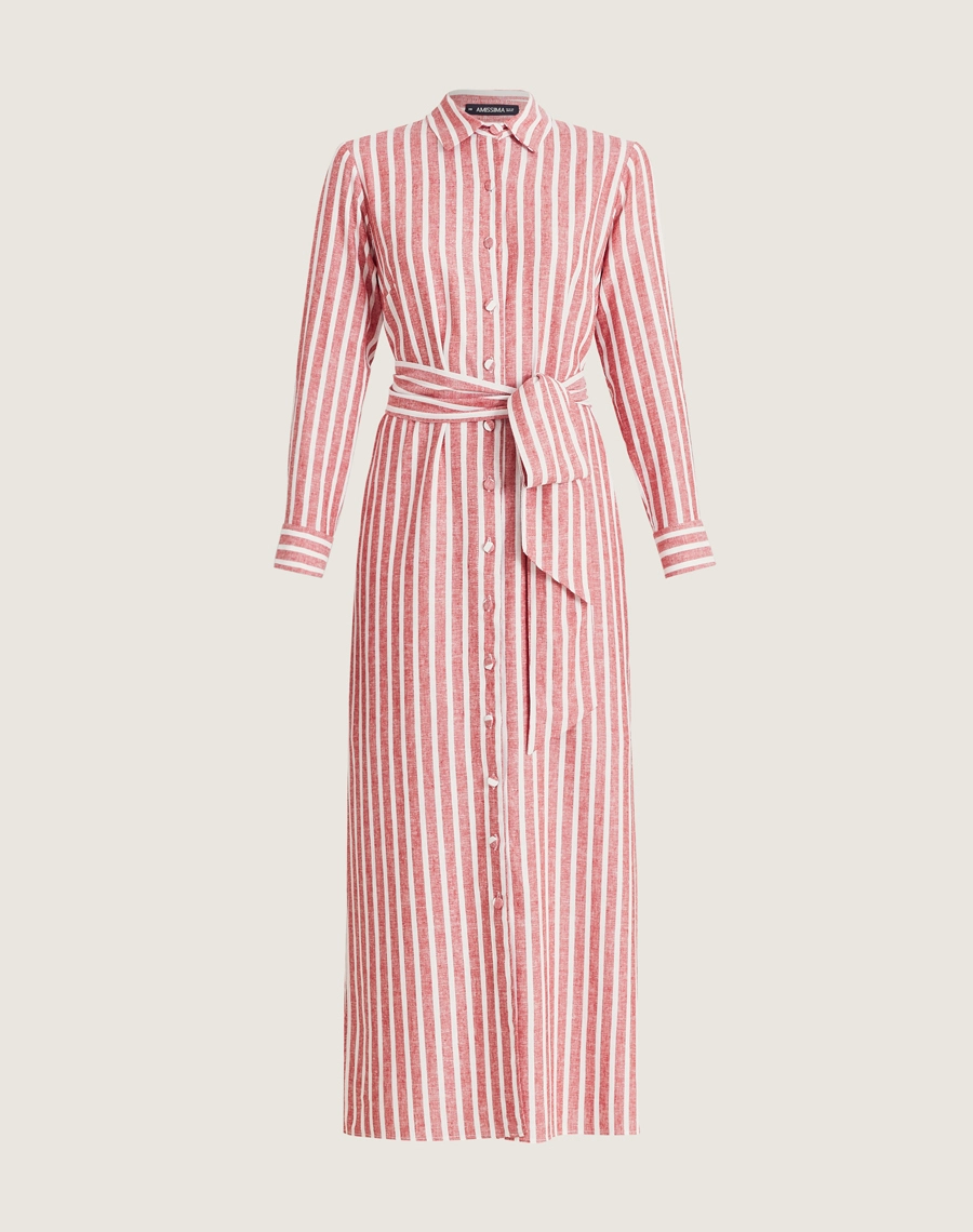 A Chemise Josi é confeccionada em linho misto estampado. A estampa listrada dá um toque moderno e feminino, tornando essa chemise estampado ideal para quem busca um look leve e elegante. Perfeito para eventos diurnos, brunches ou piqueniques.