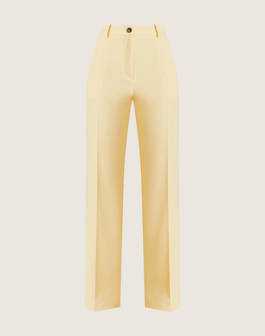 A Calça Juliette é confeccionada em crepe zara. É ideal para eventos casuais ou corporativos, podendo transitar por ocasiões durante o dia e a noite. 

