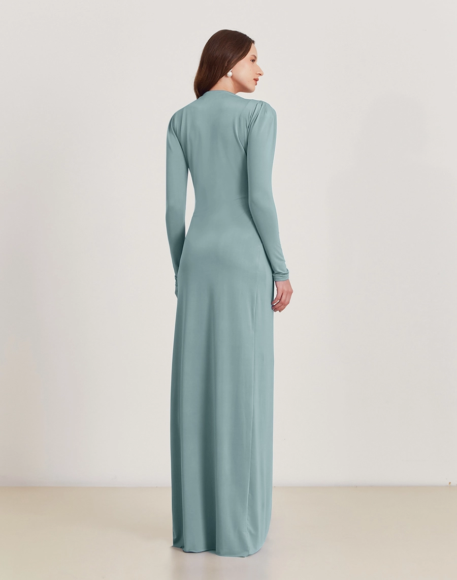 O Vestido Longo Michelle é confeccionado em malha fria. Uma peça perfeita para ocasiões que pedem sofisticação e estilo refinado.