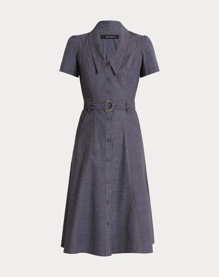 O Vestido Midi lmani é confeccionado em tecido Jeans Paper, tecido leve, com toque macio e aspecto mais fino que o jeans tradicional.