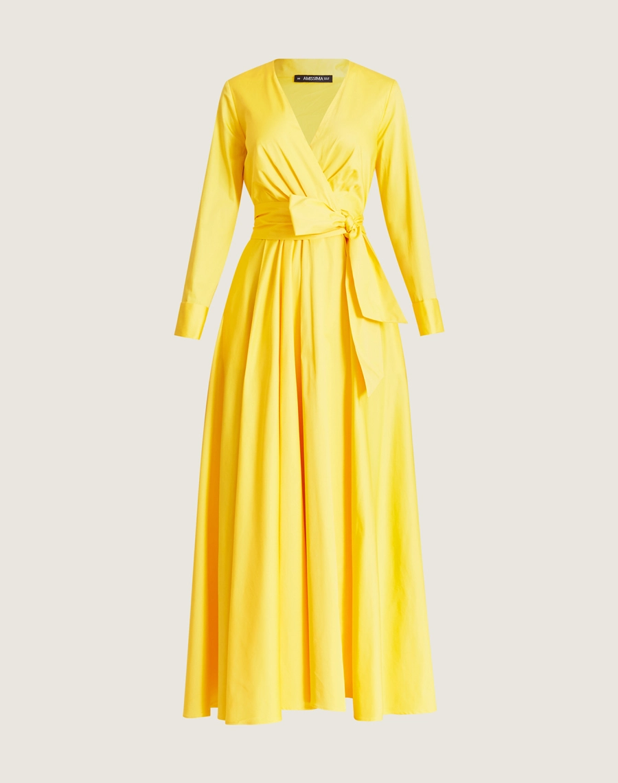 O Vestido Longo Katie é confeccionado em tricoline acetinado, tecido com toque macio, unindo o conforto e a respirabilidade do algodão à elegância do aspecto acetinado.