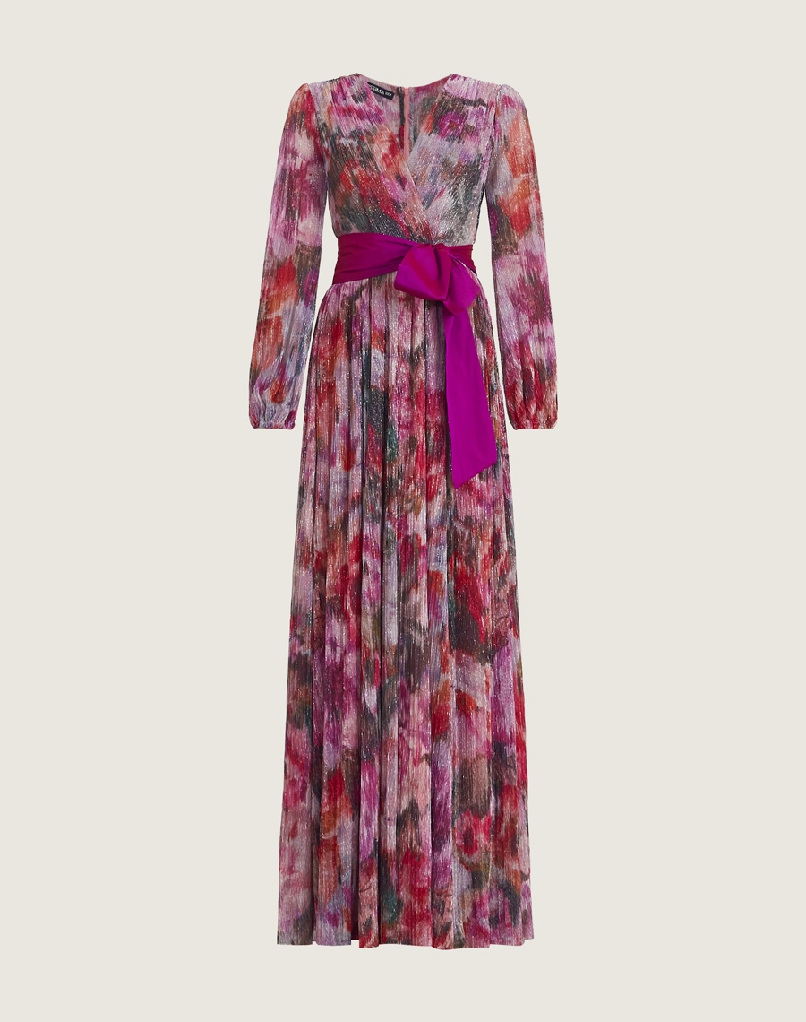 O Vestido Longo Martha é confeccionado em tecido de malha plissada estampada e com detalhes em lurex, tecido leve, fluida e com excelente elasticidade, proporcionando conforto e caimento impecável ao vestir.