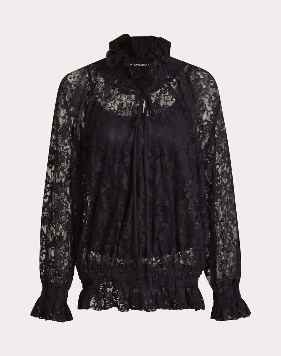 A Blusa Ket é confeccionada em renda delicada e sofisticada, a peça apresenta transparência sutil e desenho floral que agrega charme e feminilidade ao visual.