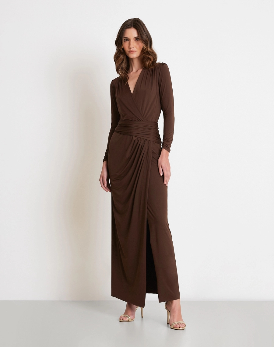 O Vestido Longo Zurik é confeccionado em Fluity, tecido conhecido pelo toque extremamente macio, elasticidade e caimento fluido que acompanha os movimentos com elegância.<BR/>