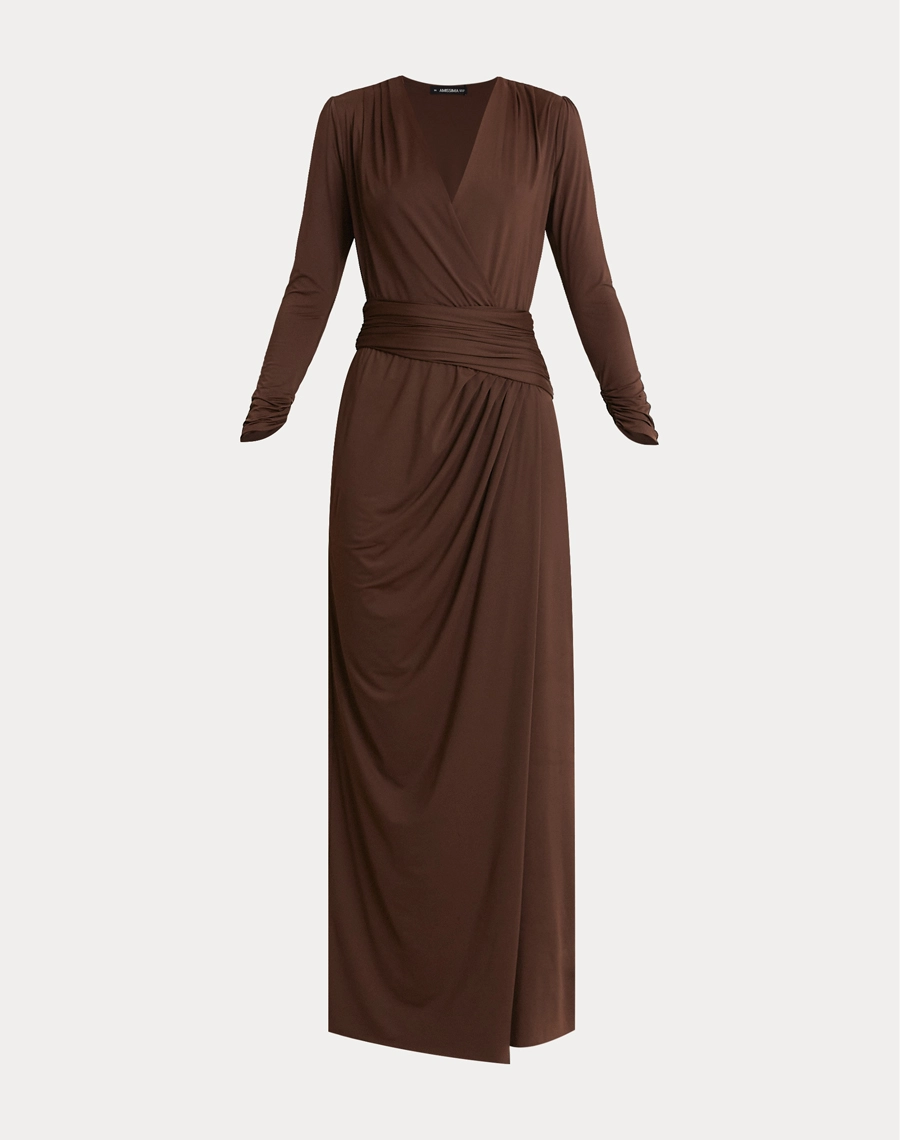 O Vestido Longo Zurik é confeccionado em Fluity, tecido conhecido pelo toque extremamente macio, elasticidade e caimento fluido que acompanha os movimentos com elegância.<BR/>