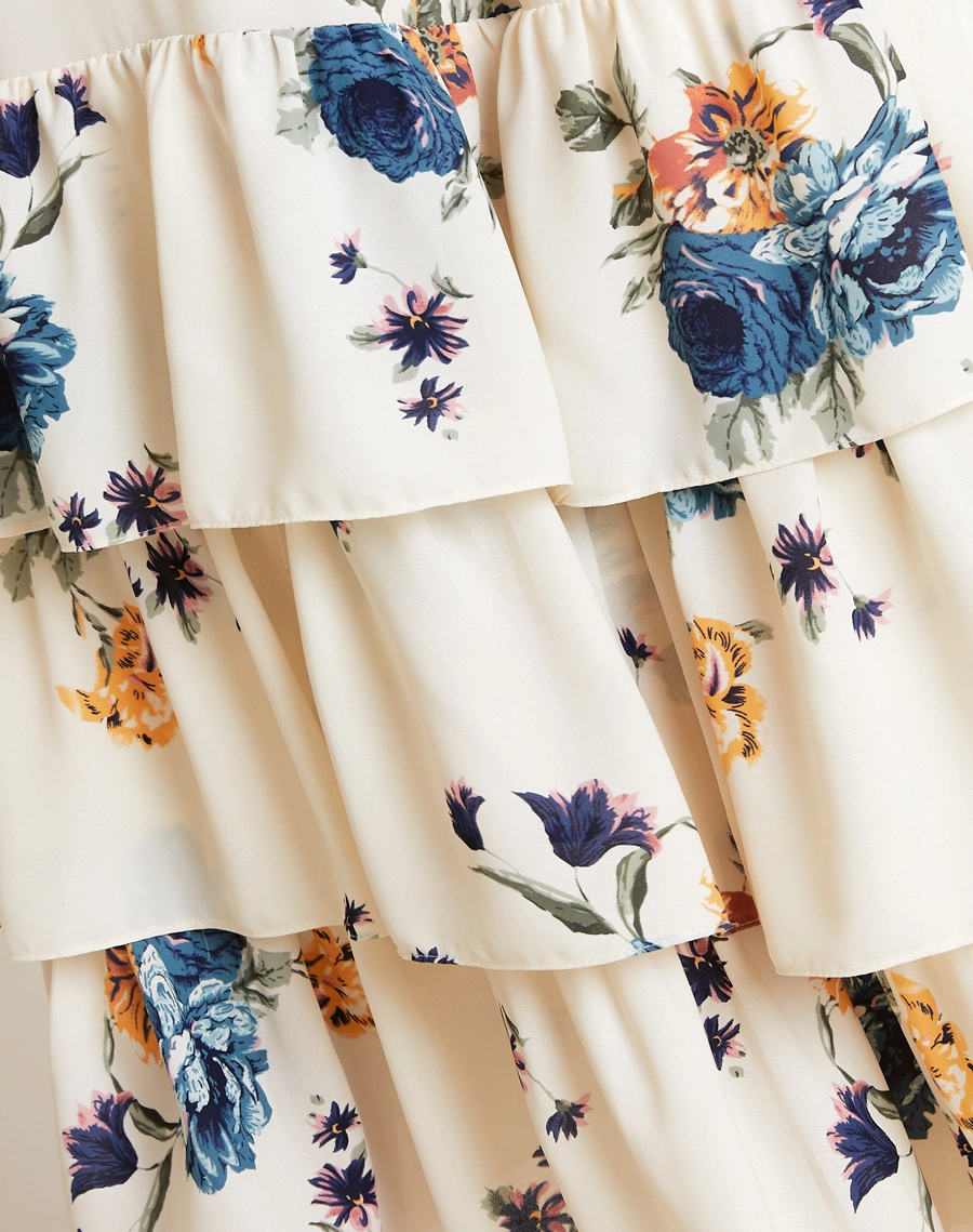 O Vestido Midi Austria é confeccionado em crepinho, tecido leve e fluido que proporciona conforto e movimento com um toque delicado. <BR/>