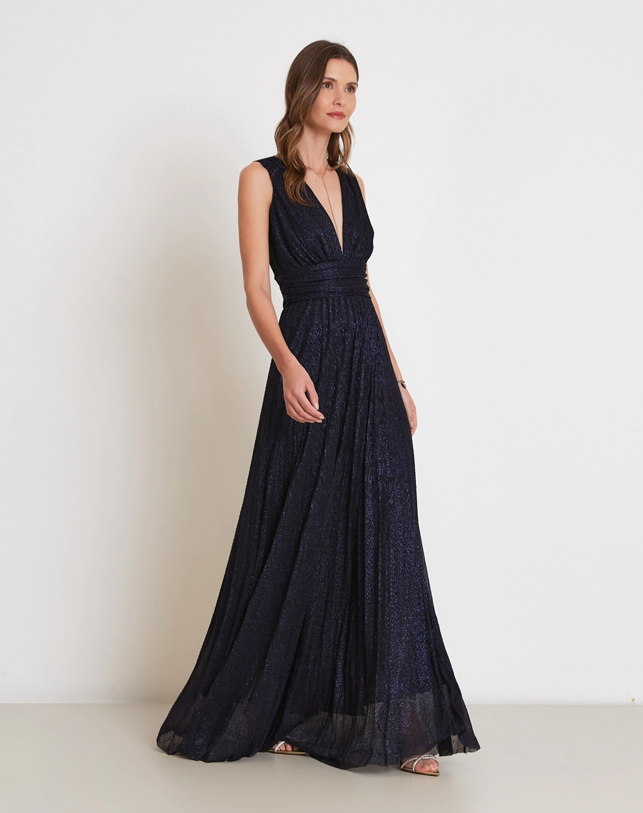 O Vestido Longo Salma é confeccionado em malha plissada de lurex, tecido de toque macio, excelente elasticidade e caimento fluido. <BR/>