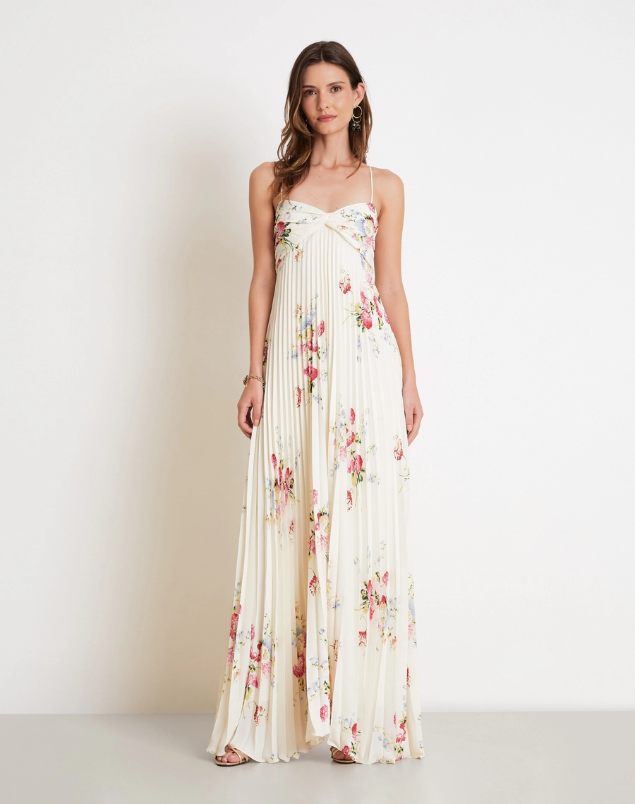 O Vestido Longo Primavera é confeccionado em crepinho estampado, um tecido leve, fluido e de toque macio, que proporciona excelente caimento e conforto.