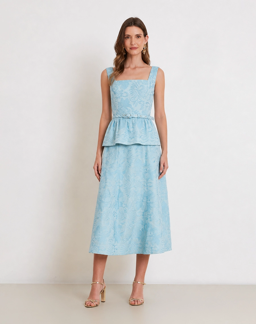 O Vestido Midi Arabesco é confeccionado em algodão bordado, um tecido leve, fresco e confortável.<br/>