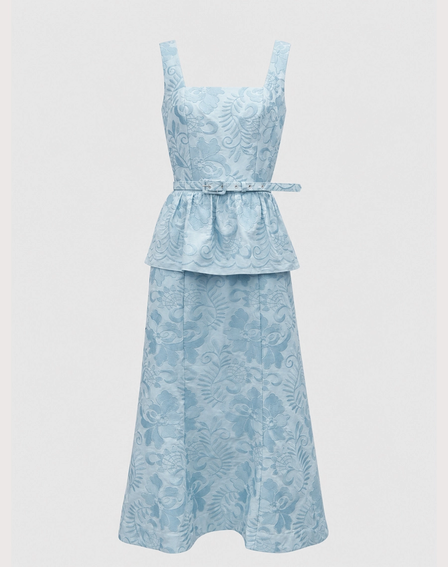 O Vestido Midi Arabesco é confeccionado em algodão bordado, um tecido leve, fresco e confortável.<br/>