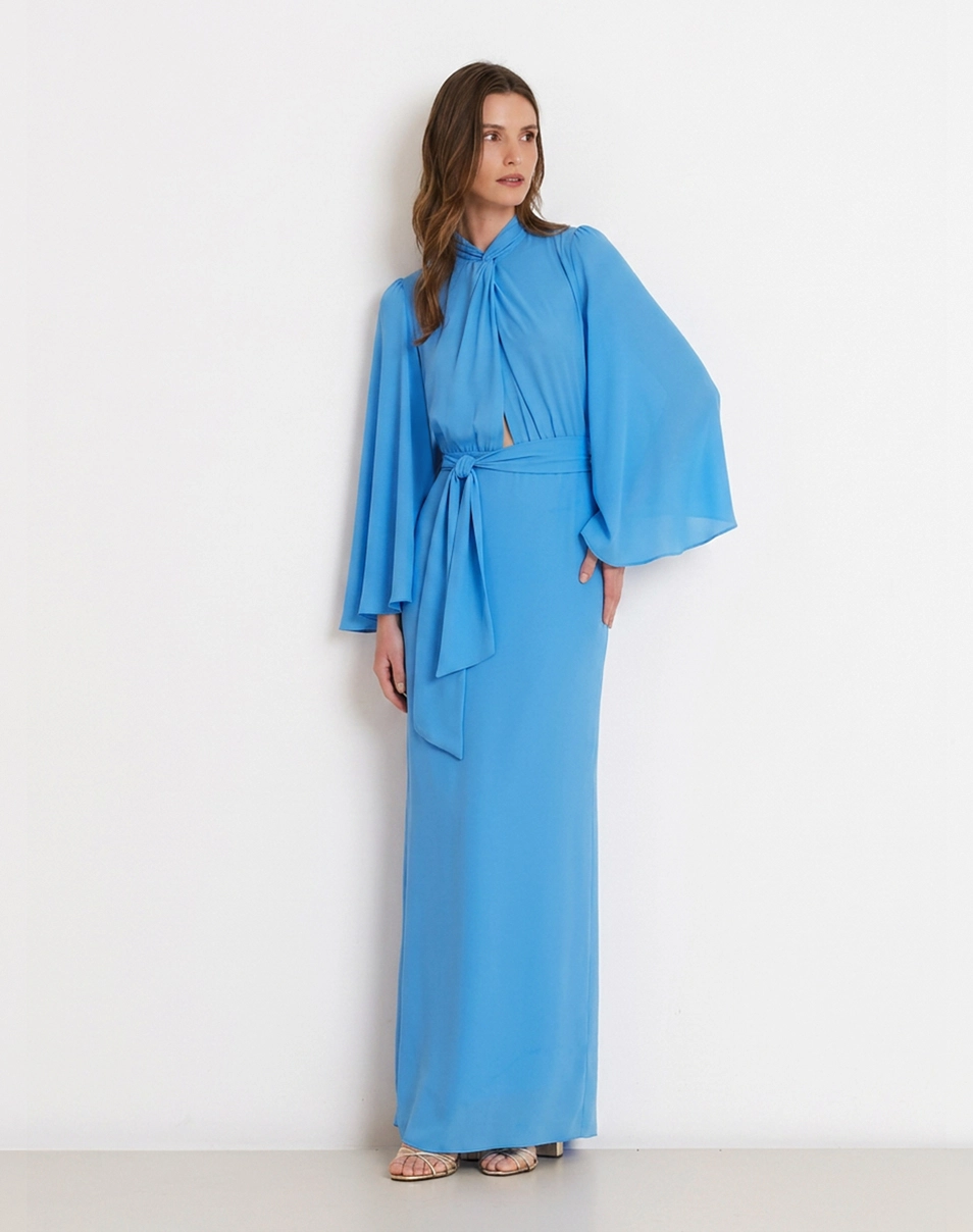 O Vestido Longo Alba é confeccionado em crepinho, tecido de toque macio, caimento leve e excelente fluidez.<br/>

