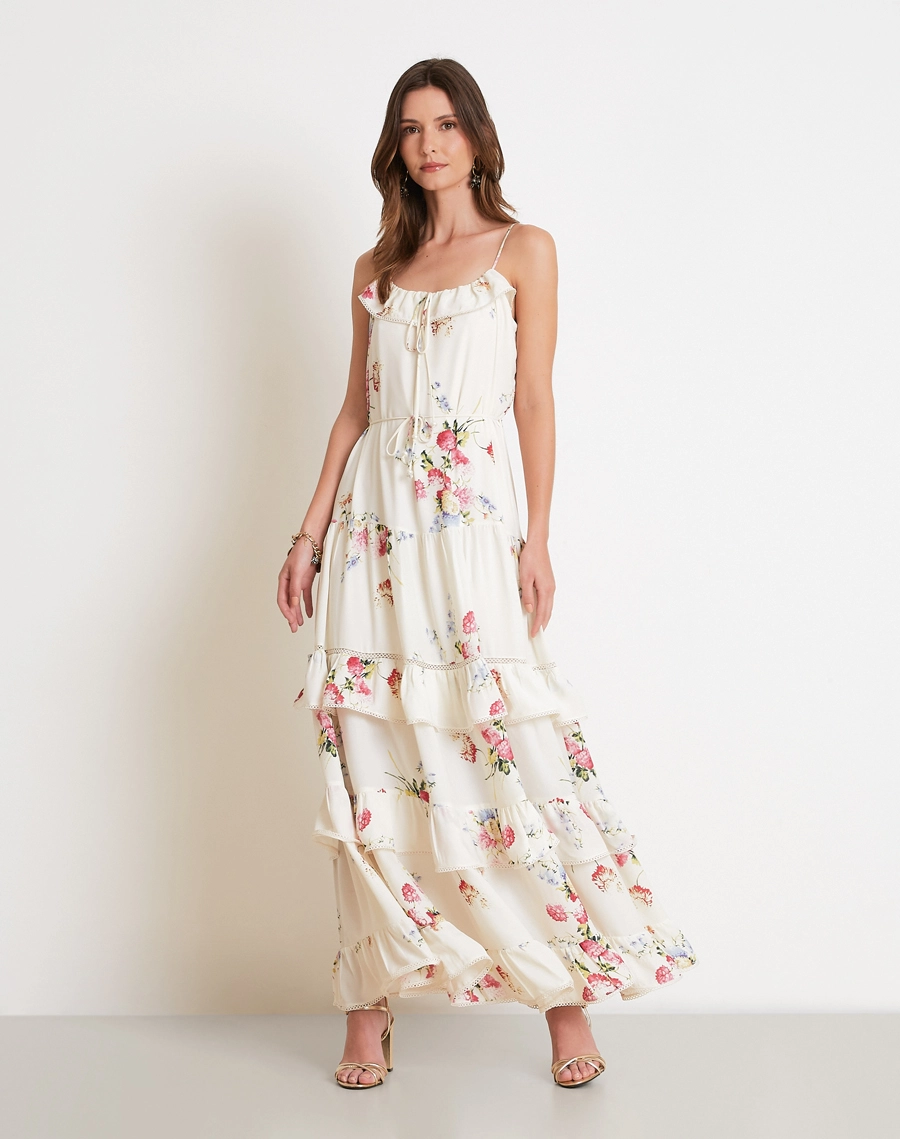 O Vestido Longo Dalia é confeccionada em Crepinho estampado de toque macio e caimento leve, com estampa floral delicada que traz feminilidade e um ar sofisticado.