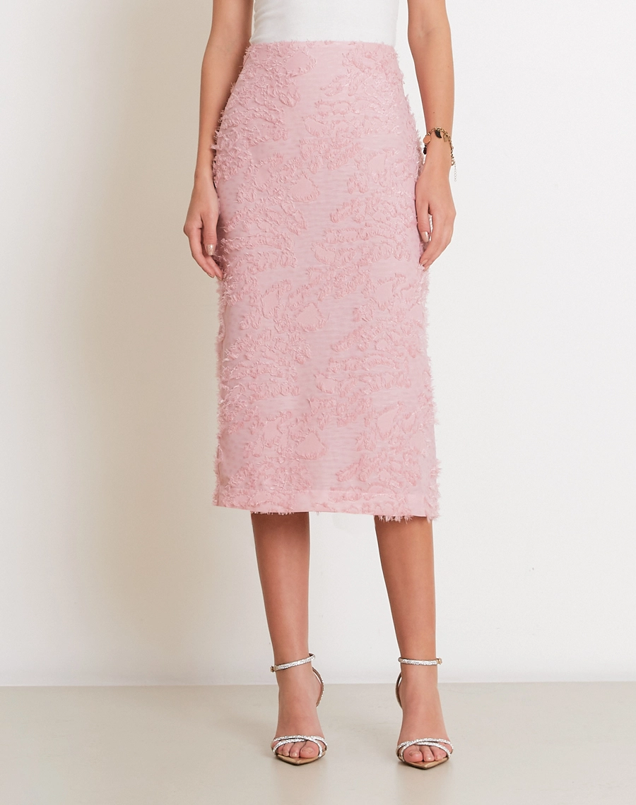 A Saia Midi Anahi é confeccionada em Jacquard, um tecido de textura rica e toque macio que transmite sofisticação e exclusividade. <br/>

