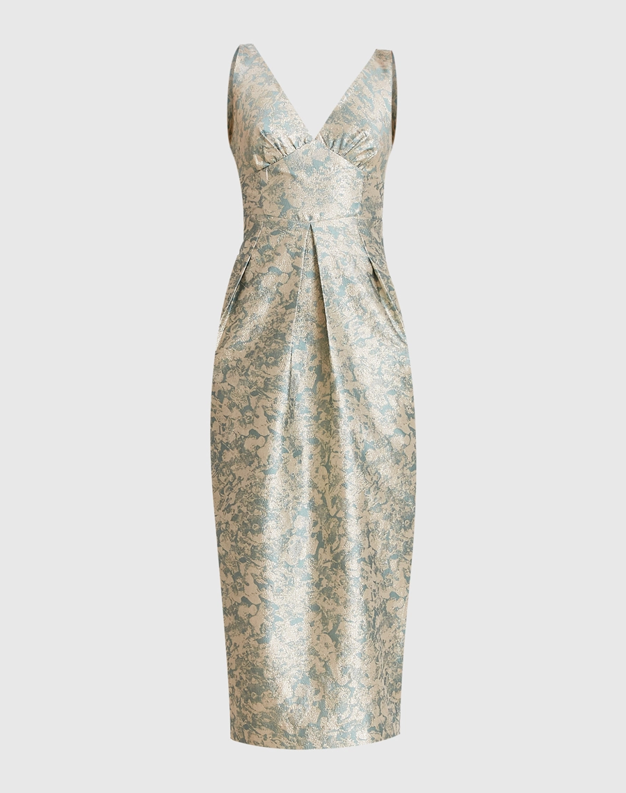 O Vestido Midi Morgana é confeccionado em Jacquard com textura rica e acabamento elegante, apresenta desenhos sutis em relevo que criam profundidade e sofisticação.