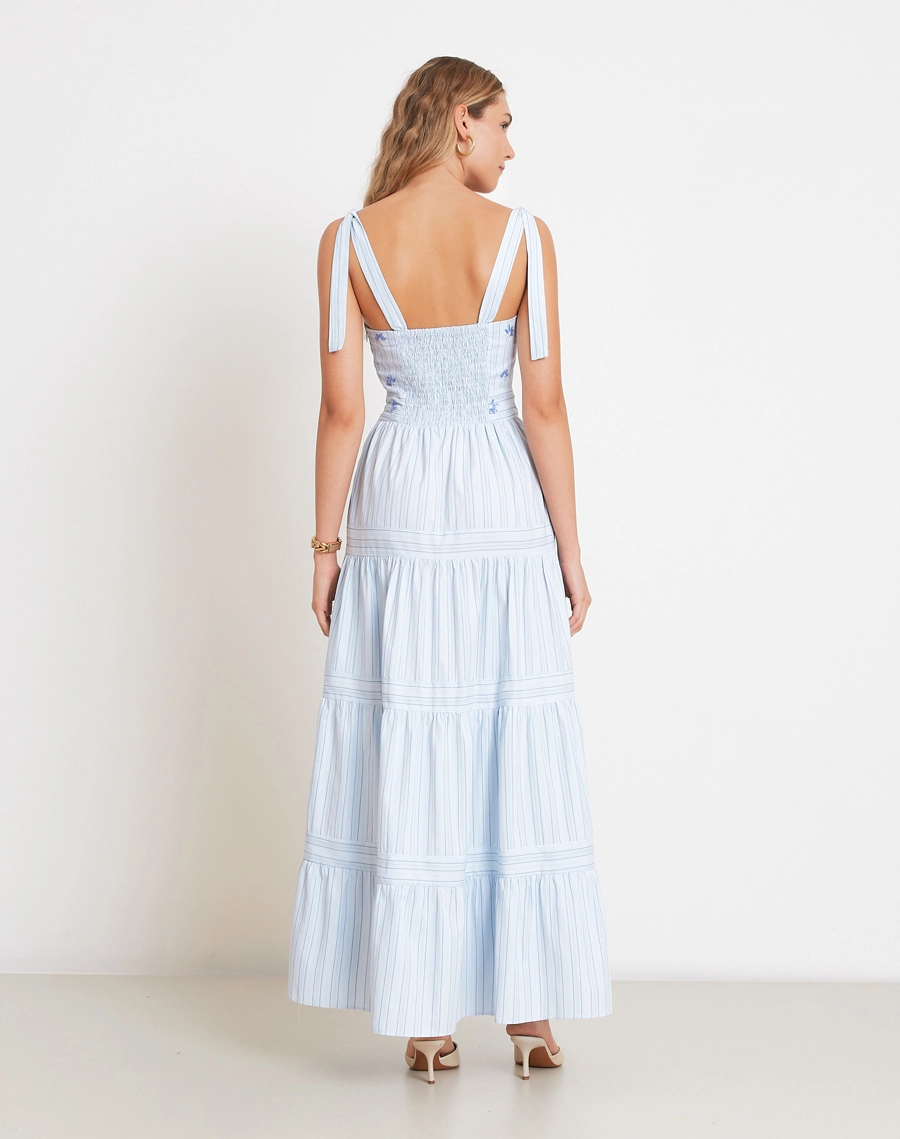 O Vestido Longo Pietra é confeccionado em tricoline listrado, tecido leve, estruturado e de ótimo caimento. <BR/>