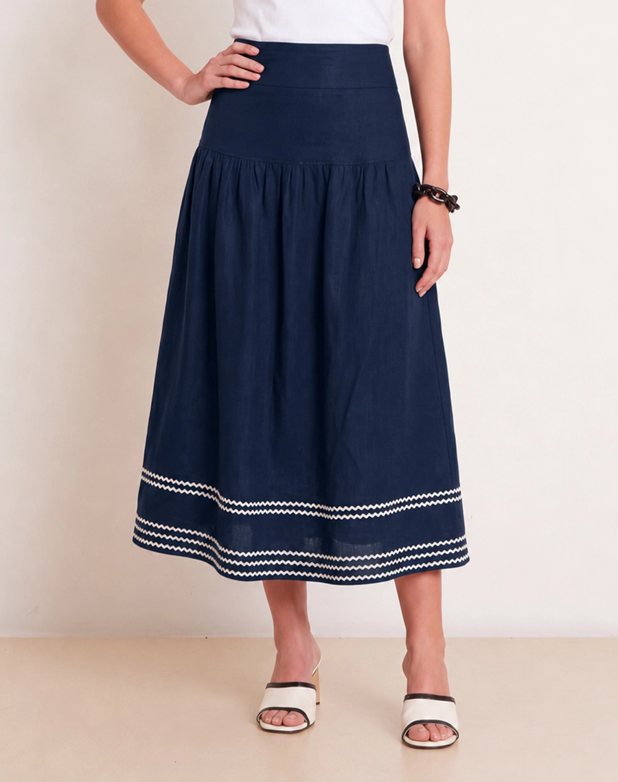 A Saia Midi Clara é confeccionada em linho de alta qualidade, tecido que se destaca pela leveza e excelente respirabilidade, proporcionando bem-estar ao longo do dia. <br/>