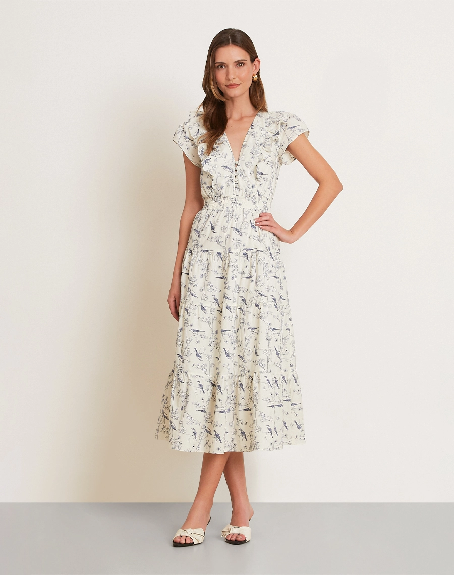 O Vestido Midi Carmem é confeccionado em cambraia, um tecido leve, fresco e de toque suave. <br/>