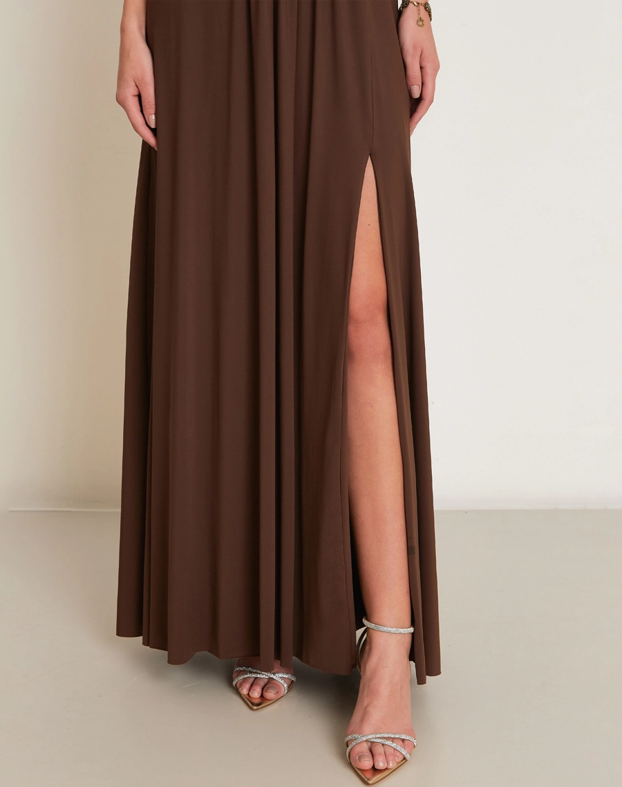 O Vestido Longo Niara é confeccionado em Malha Fluity, tecido leve, macio e de ótimo caimento, com toque suave e fluido. <br/>