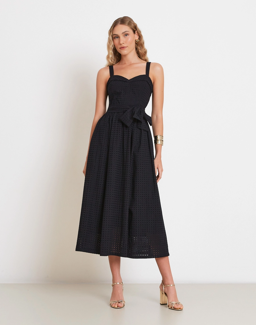 Vestido Midi Nath é confeccionada em tecido Laise, que traz leveza, textura e um aspecto delicado ao visual. <br/>
