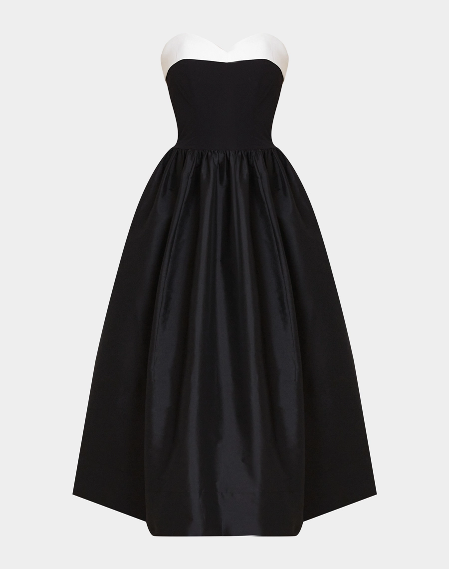 O Vestido Midi Gisela é confeccionado em Malha Memory, tecido que proporciona estrutura, sustentação e um caimento encorpado à peça.