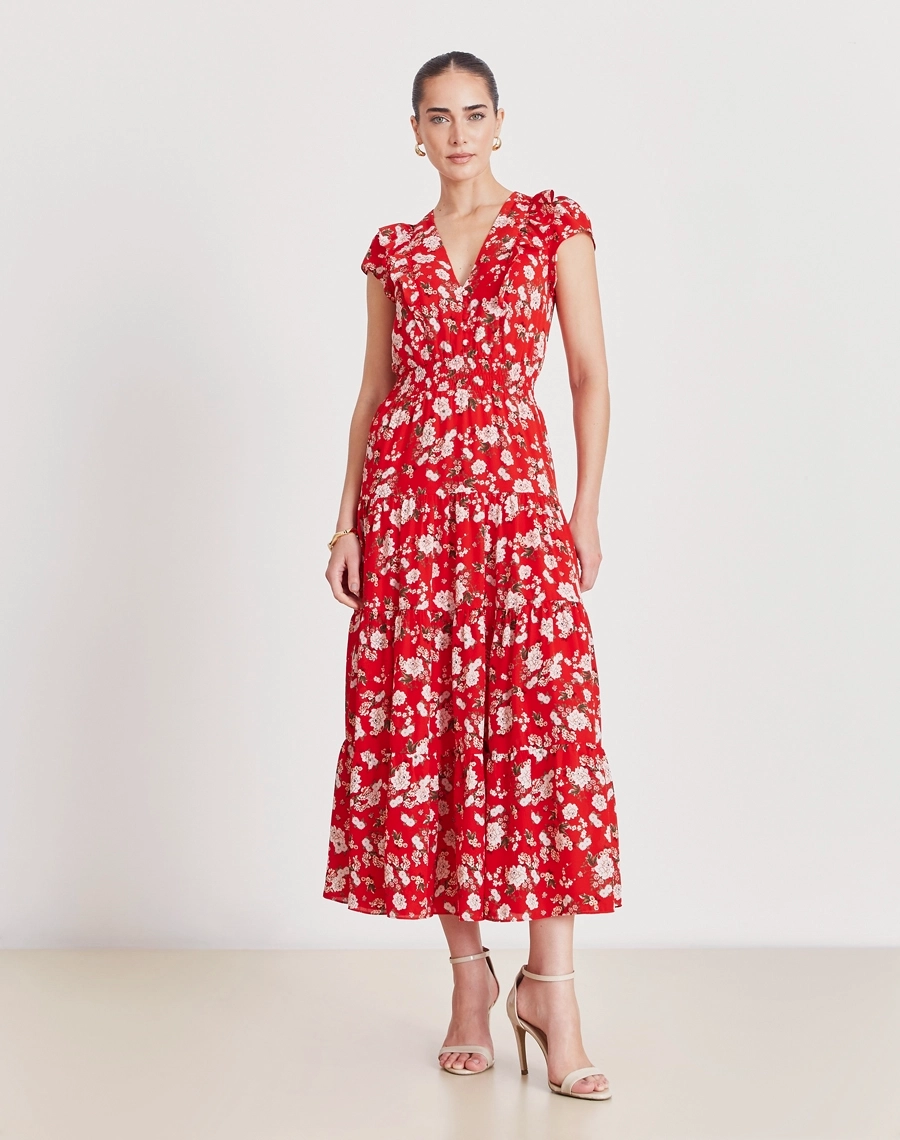 O Vestido Andressa é confeccionado em crepinho estampado, tecido leve, fluido e confortável, ideal para os dias mais quentes da temporada.