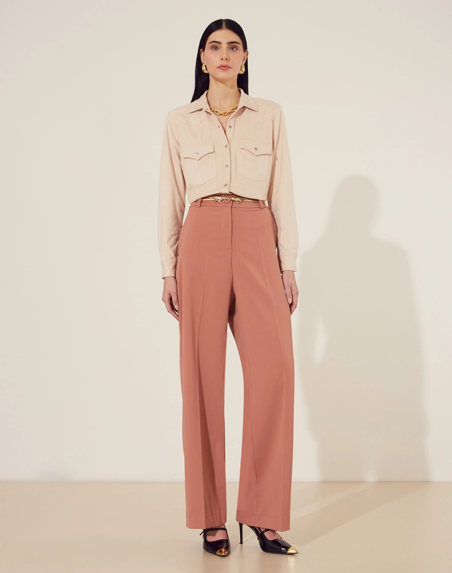Camiza Arizona confeccionada em Suede.
