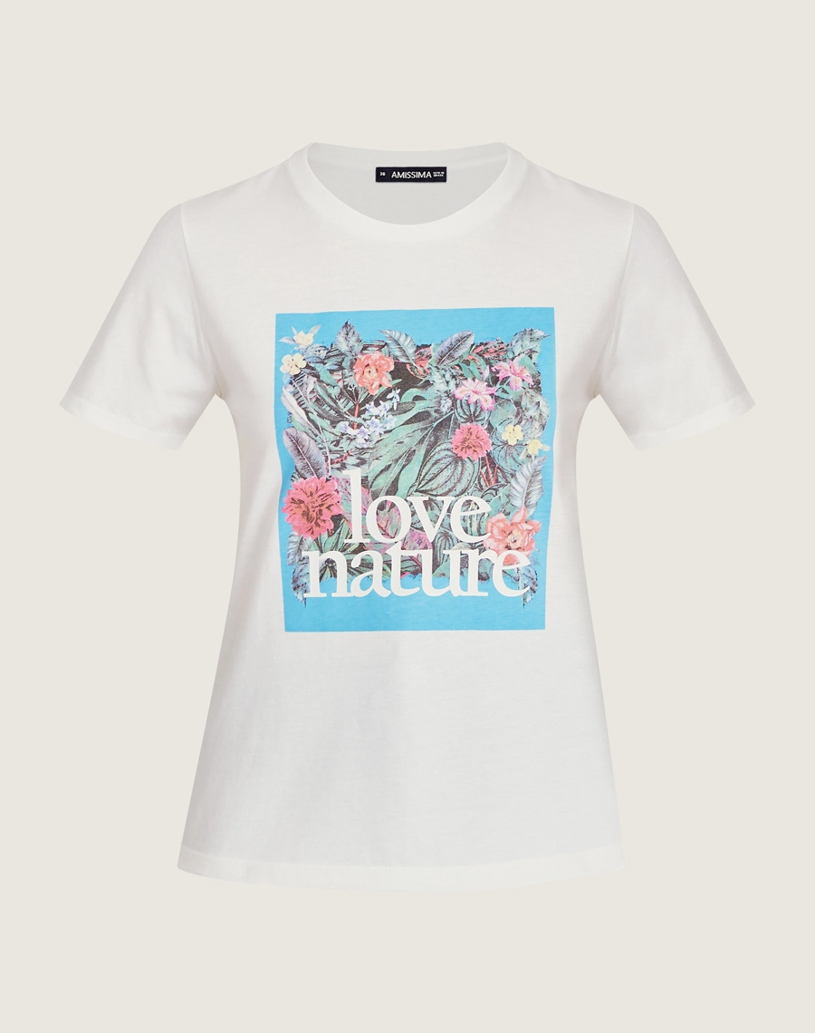 Camiseta Love Nature, 100% algodão, com modelagem clássica e caimento confortável. 